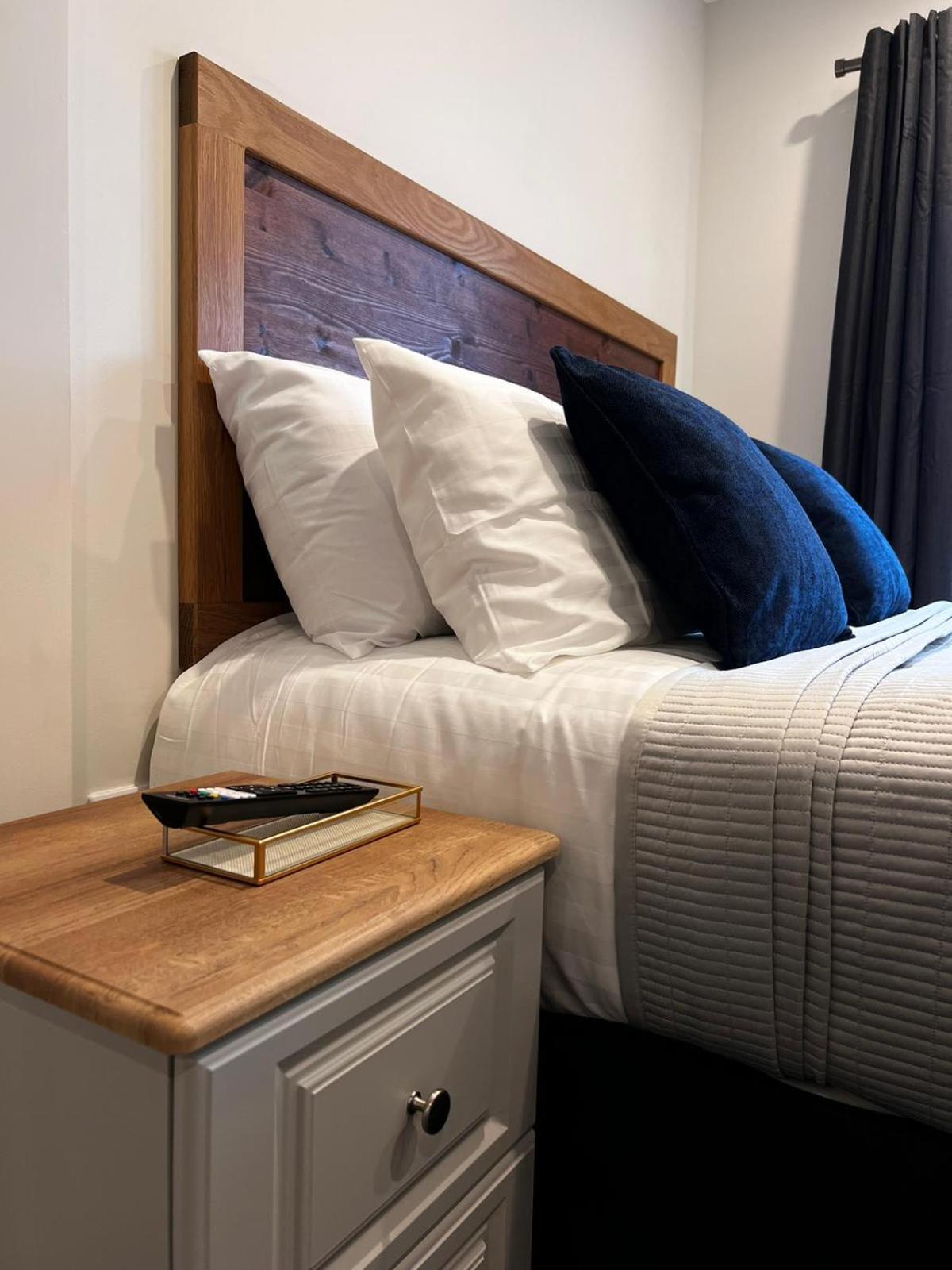 53 Luxury Accommodation Maynooth Bilik gambar
